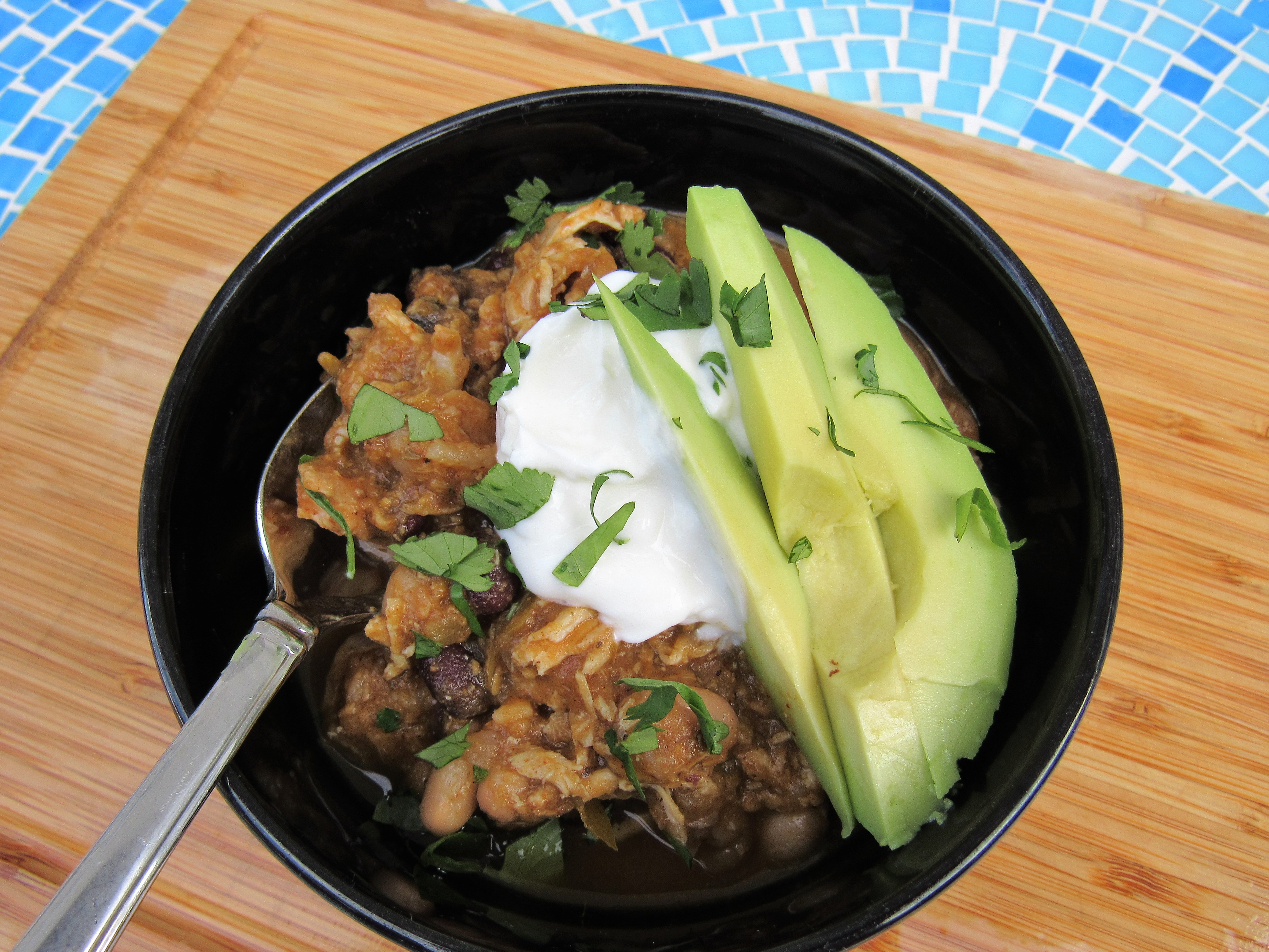 slow cooker chicken and white bean chili