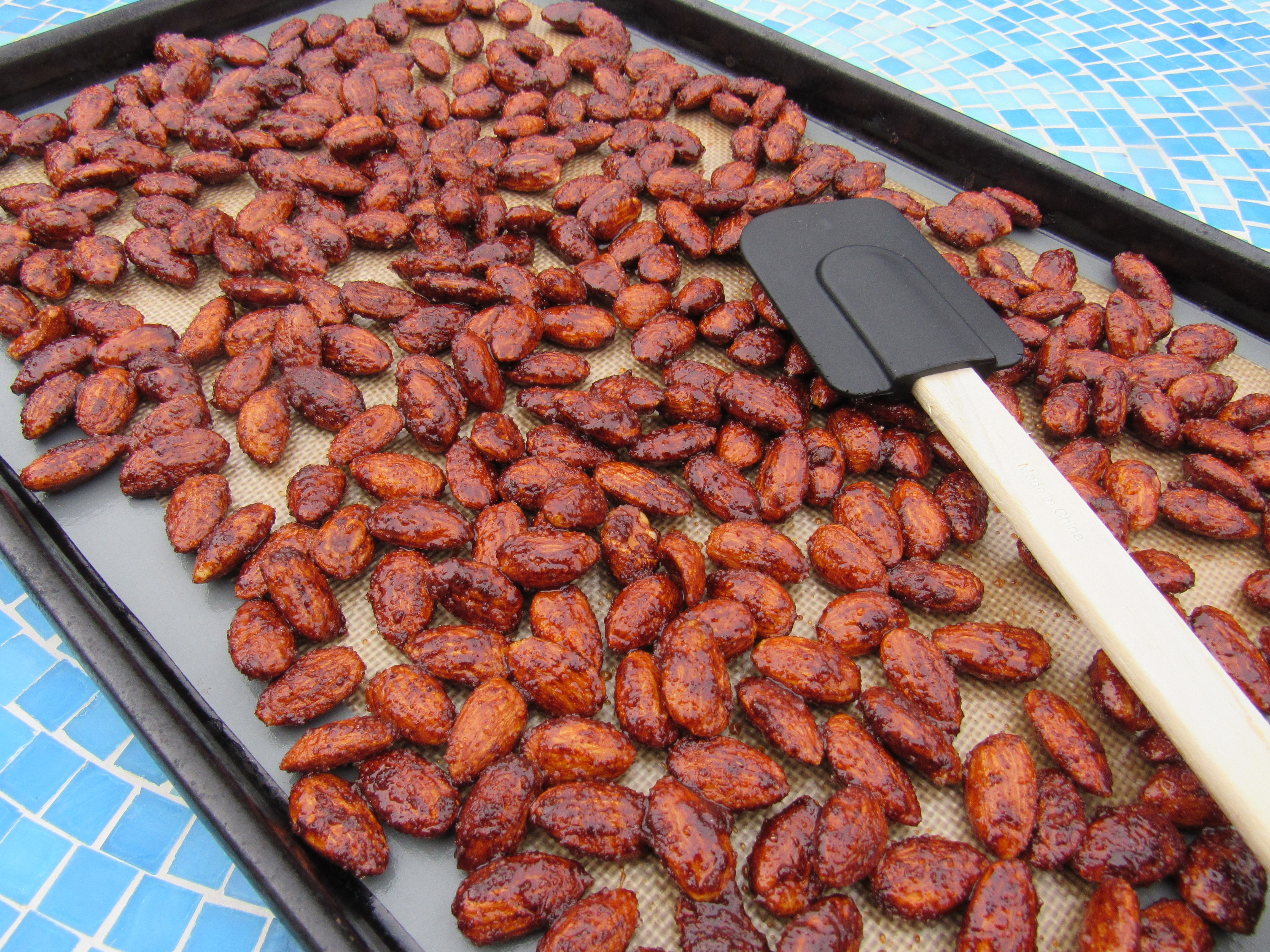 sweet and spicy roasted almonds recipe